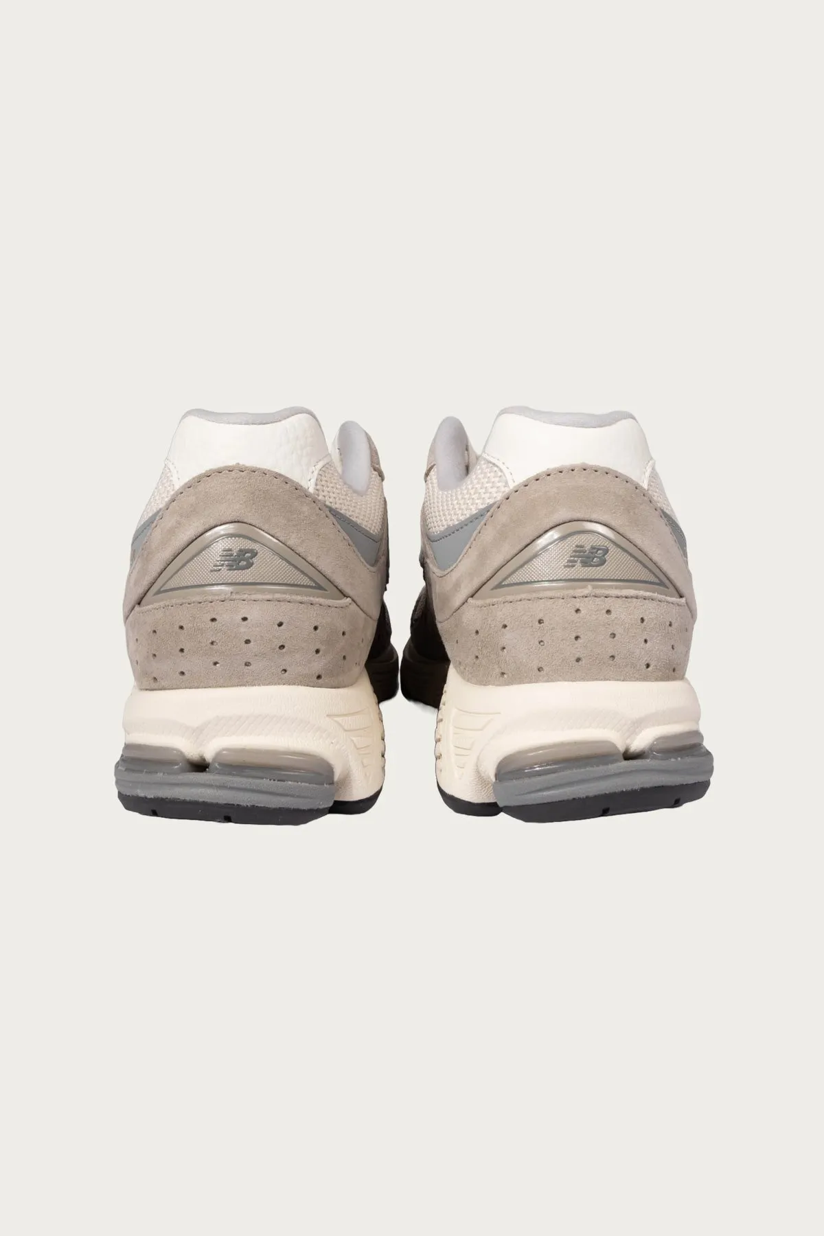 2002R - Arid Stone/Linen