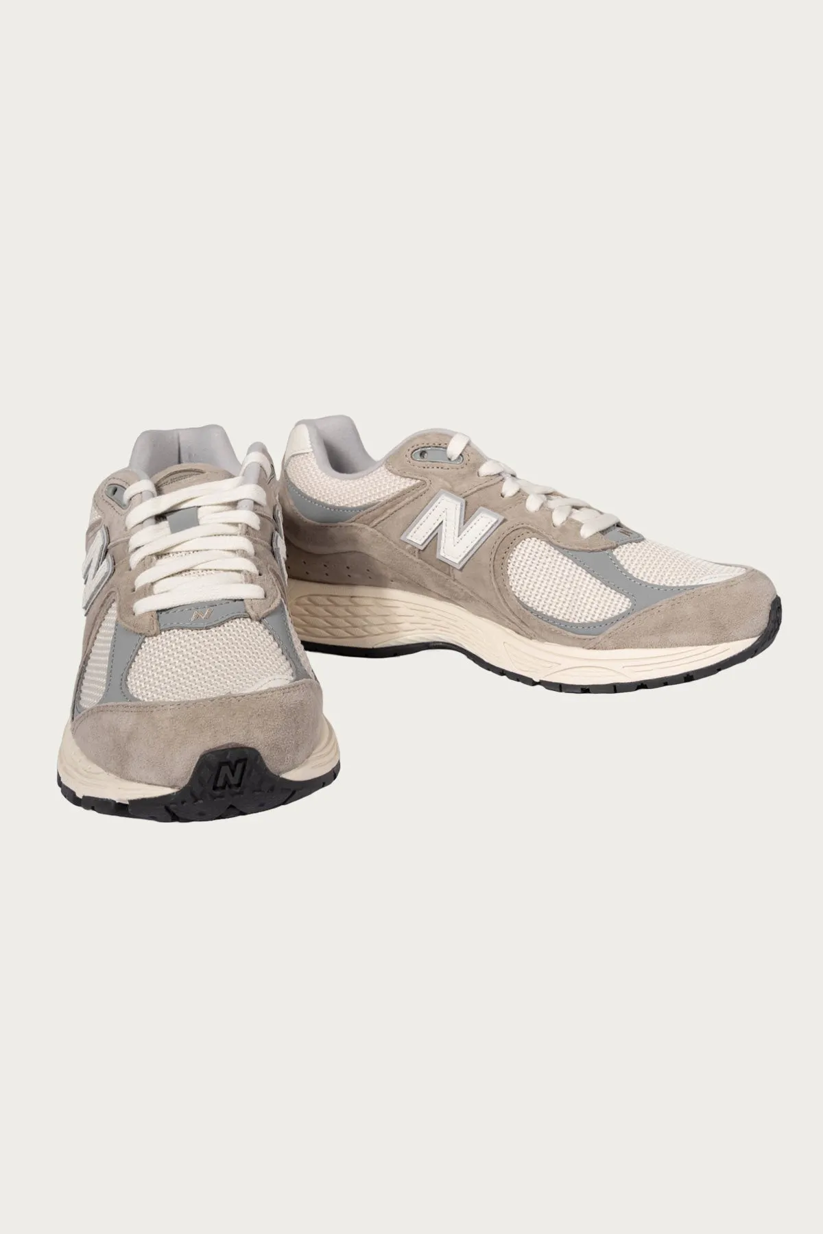 2002R - Arid Stone/Linen
