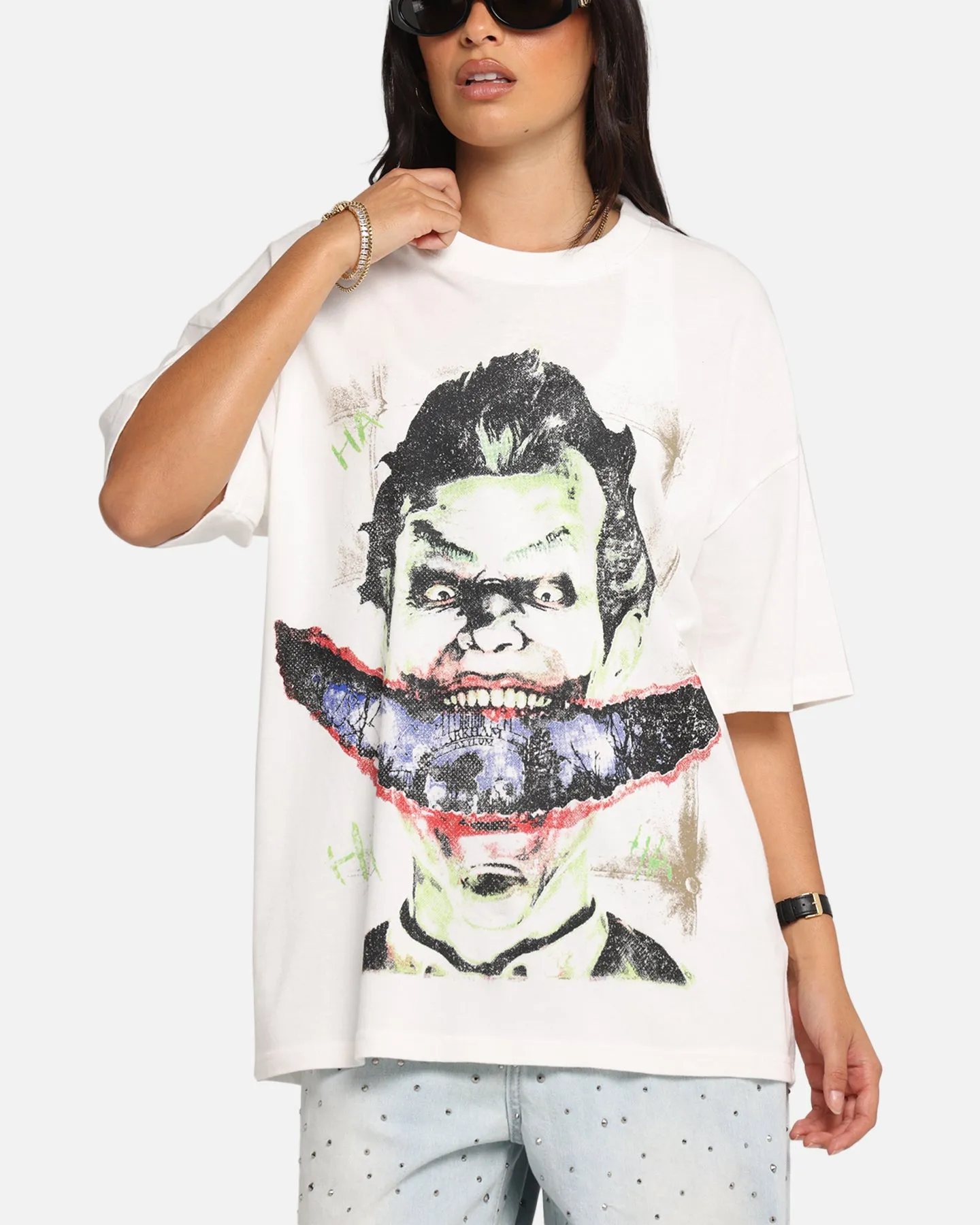 73 Studio X DC Batman Joker Arkham Asylum Vintage T-Shirt Off White