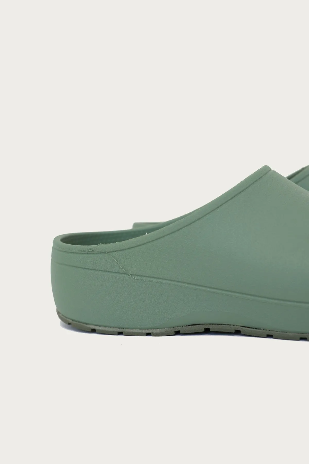 Classic Quiet Clog - Moss