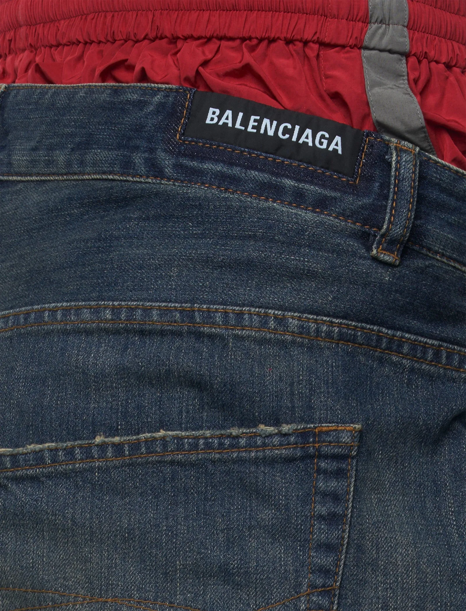 LAYERED JEANS