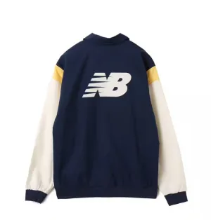 NEW BALANCE ATHLETICS VARSITY JACKET | CHAQUETA DEPORTIVA ESTILO UNIVERSITARIO
