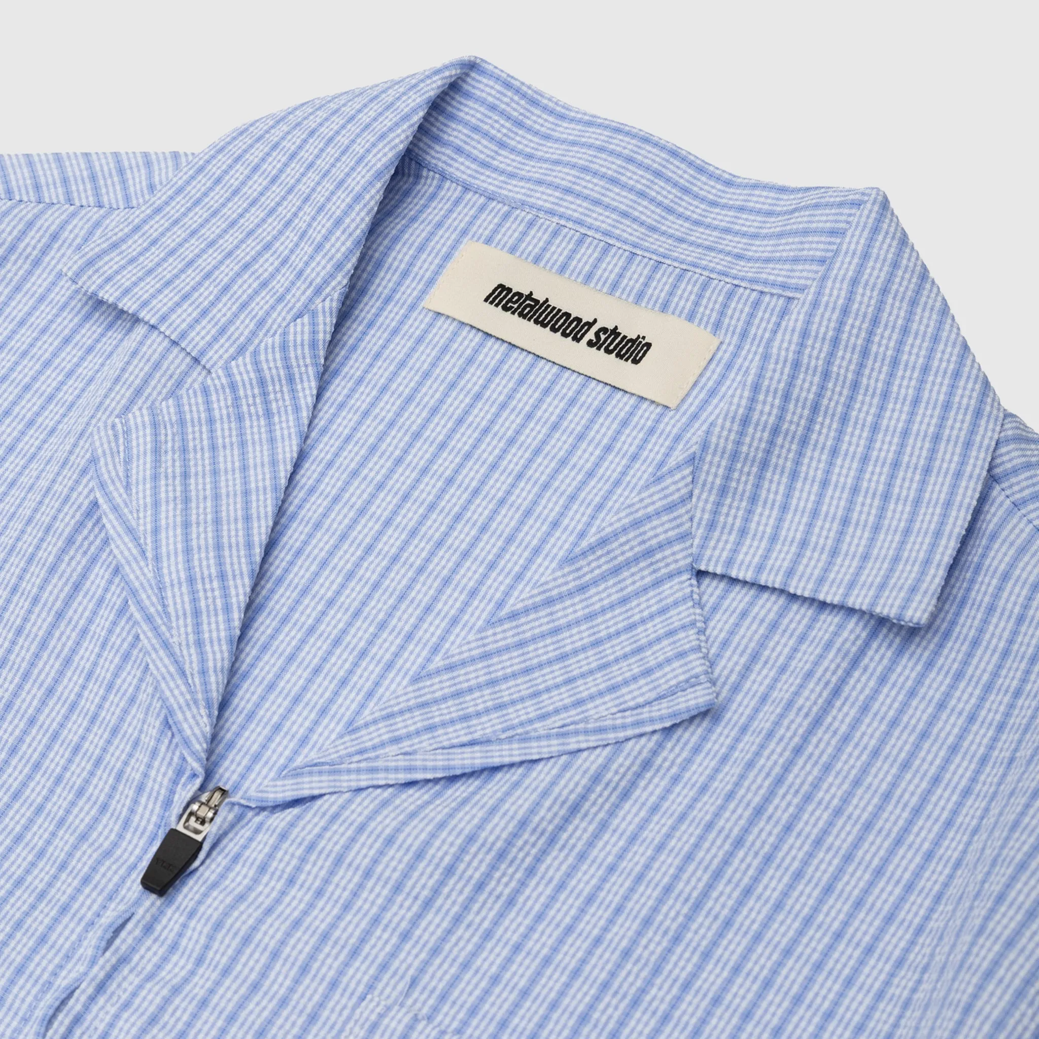 TEXTURED CADDIE SHIRT