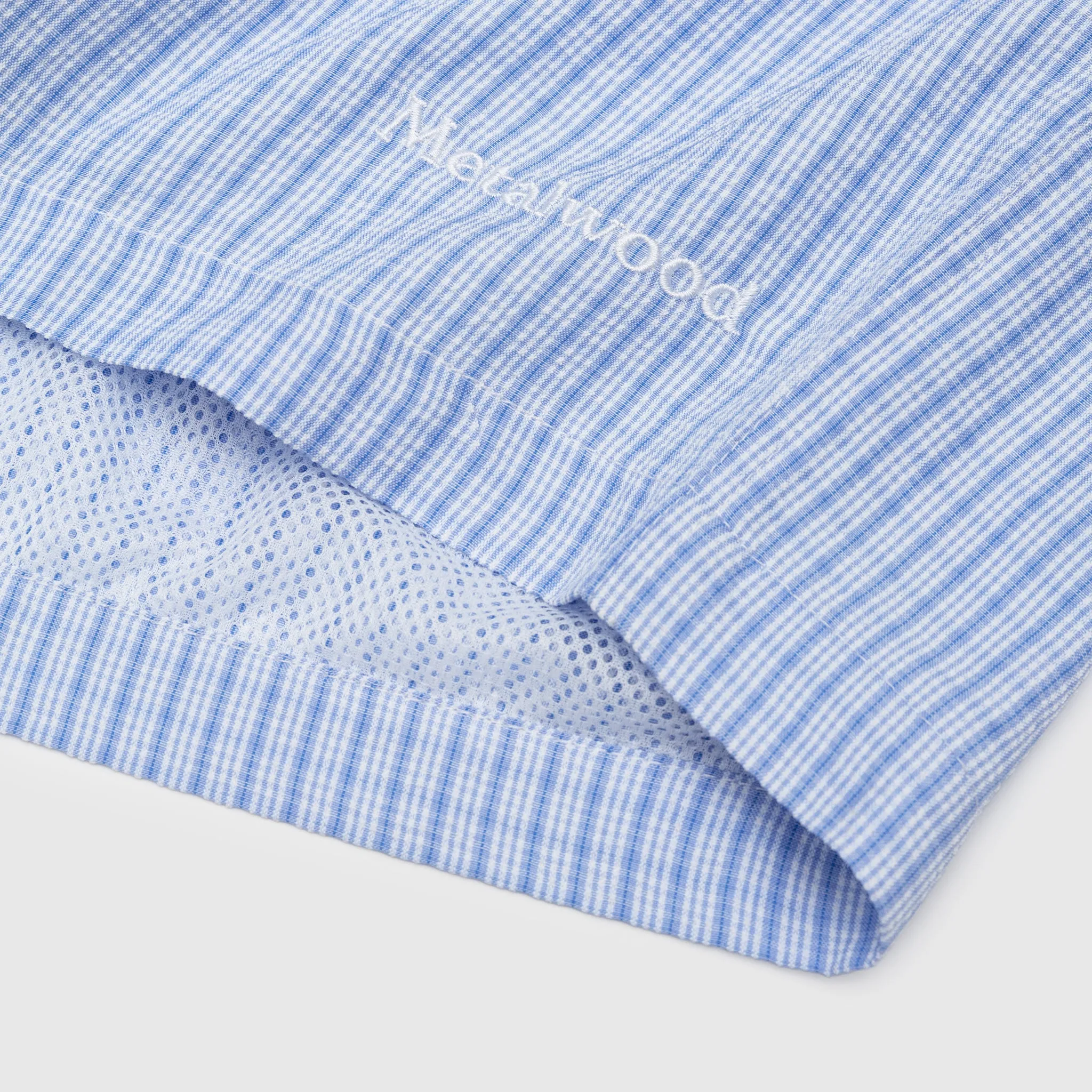 TEXTURED CADDIE SHORT