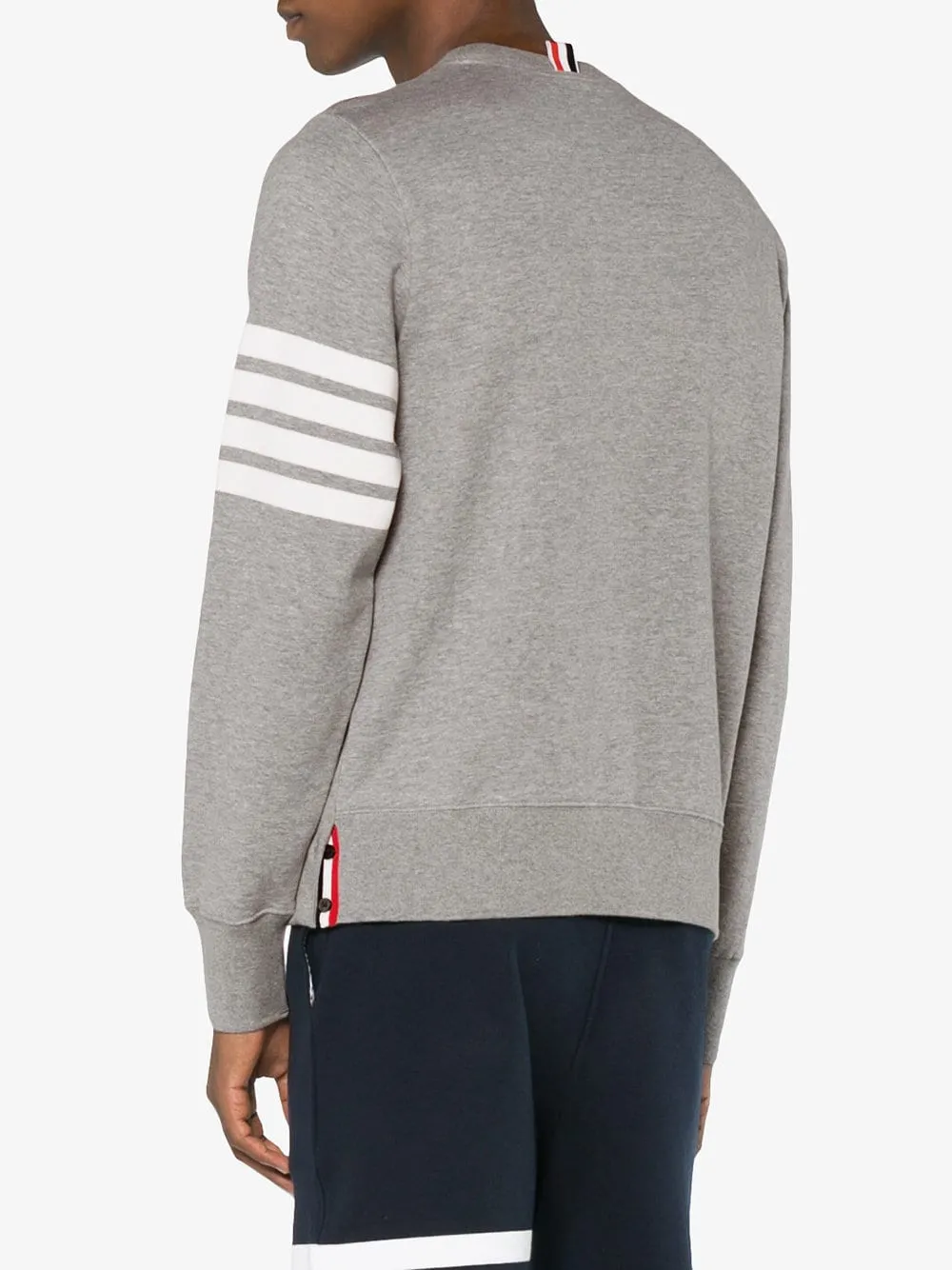 THOM BROWNE - Men Classic Sweatshirt In Classic Loopback W/ Engineered 4 Bar