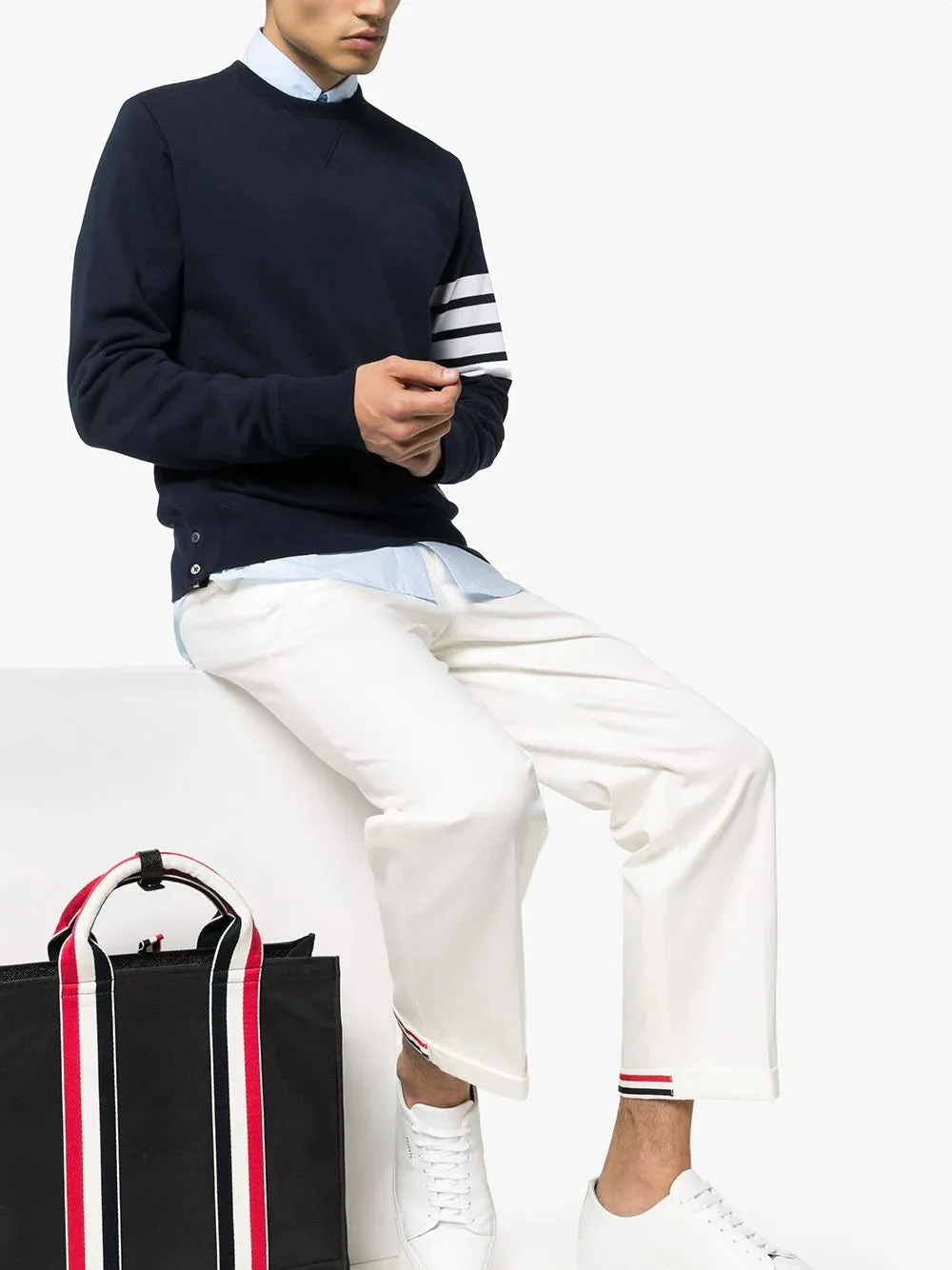 THOM BROWNE - Men Classic Sweatshirt In Classic Loopback W/ Engineered 4 Bar